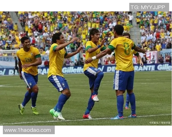 巴西与英格兰精彩对决央视全程直播回顾与赛后分析
