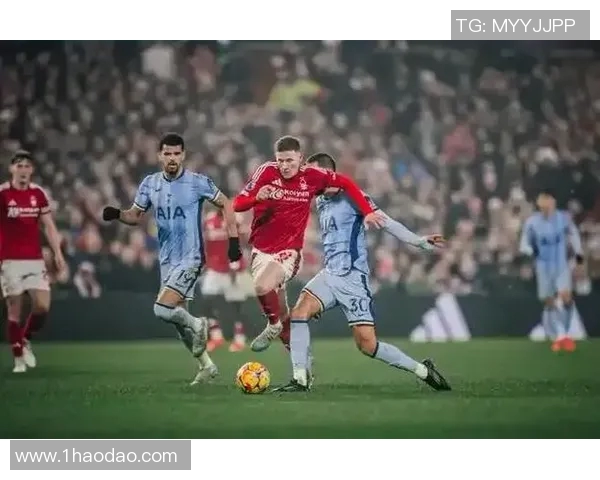 热刺迎战海运连全力争胜展现英超豪门风采