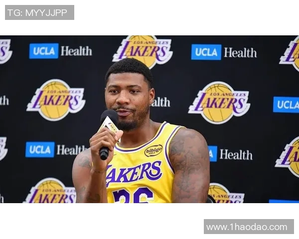 马库斯斯马特:篮球场上的防守大师与团队领袖之路