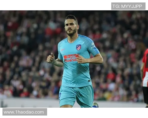 佩尔斯与科克本市的激烈对决揭示足球战术与团队合作的重要性