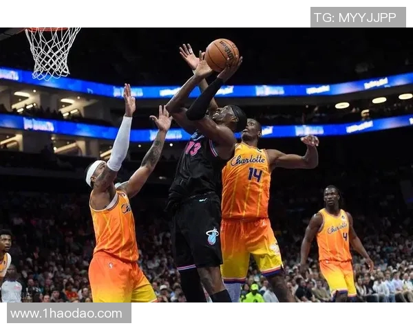 2004年NBA季后赛热火对阵黄蜂精彩录像回顾与分析 2004年NBA季后赛热火对阵黄蜂精彩录像回顾与分析