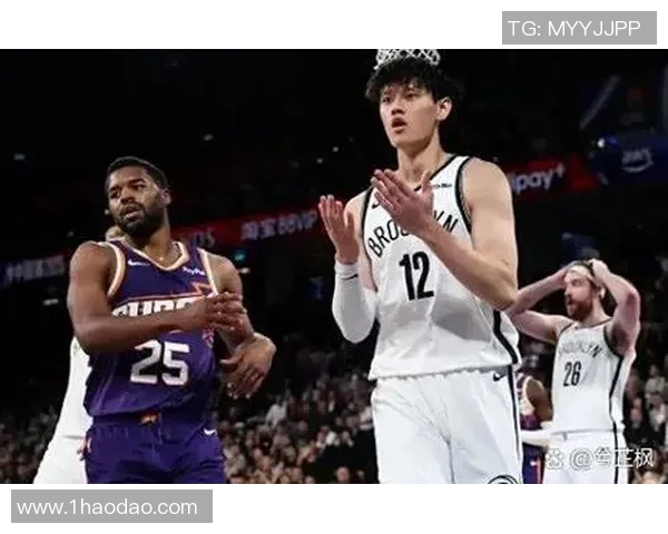 篮网与猛龙激战正酣10月19日精彩对决引发球迷热议